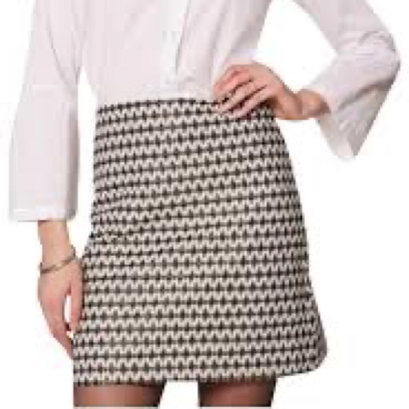 LOFT Patterned Mini Skirt - Picture 5 of 5